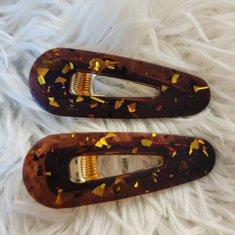 Brown and gold hair clip